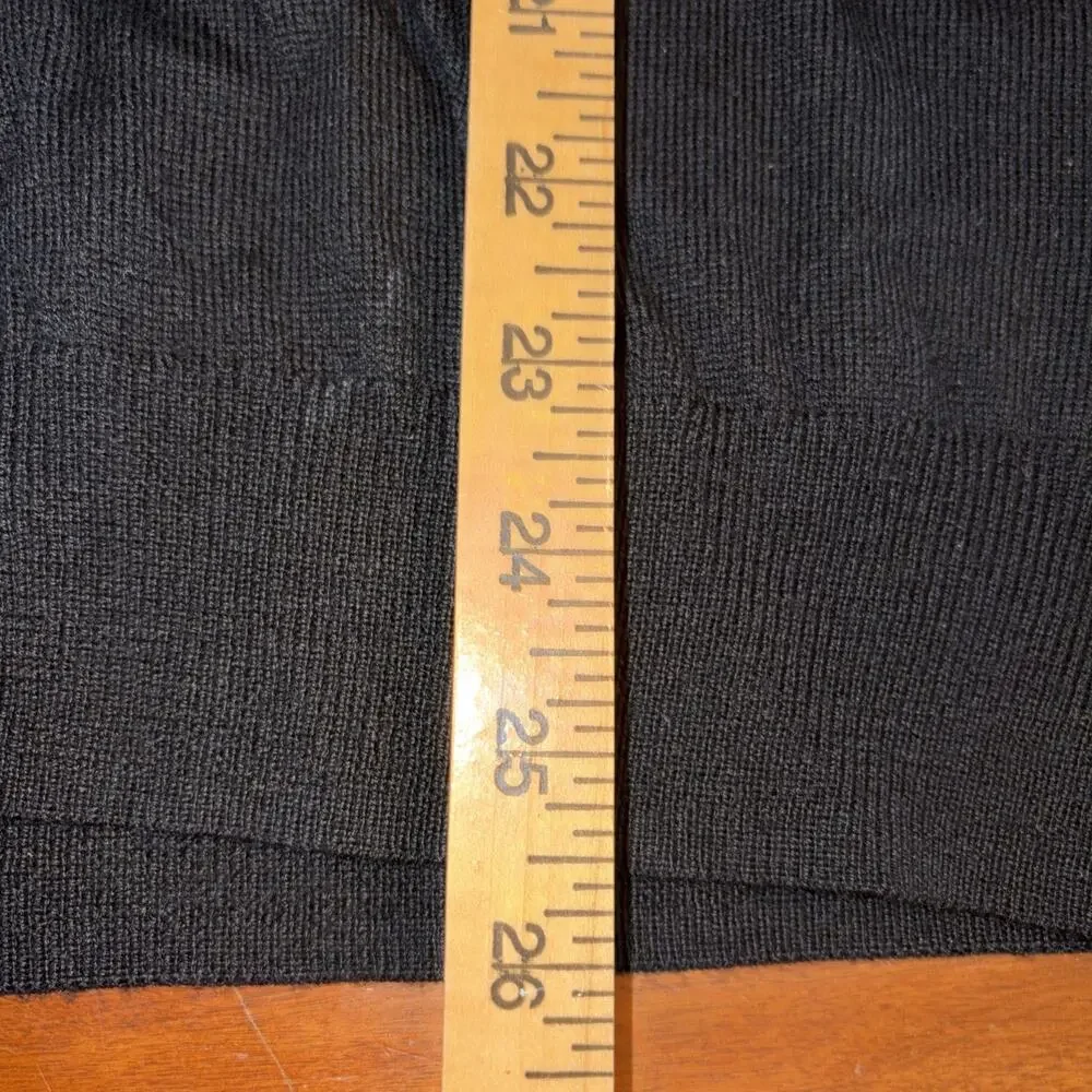 Ethan Pierce Men’s M 100% Extra Fine Merino Wool. Long Sleeve Sweater